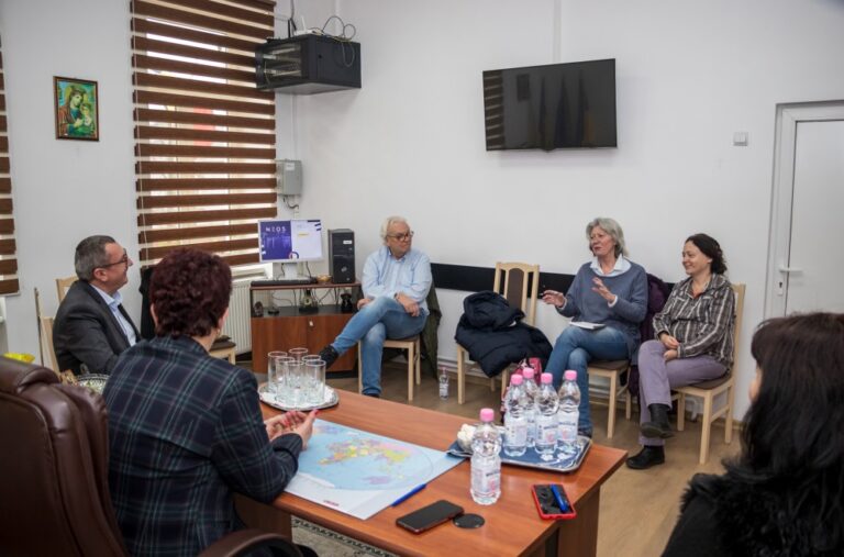 Oaspeți din Norvegia la Beica de Jos