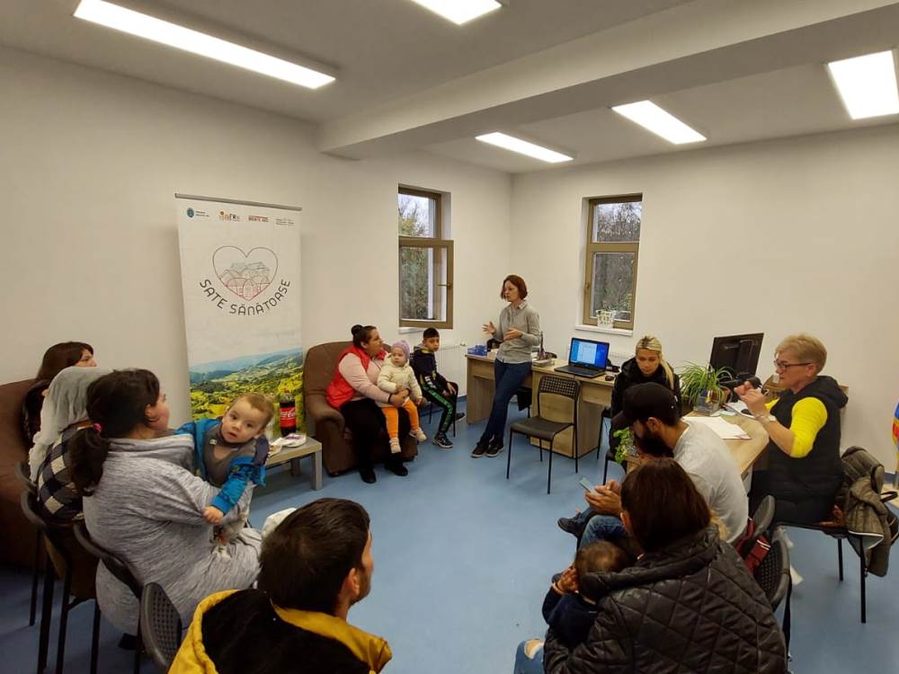 Întâlnire cu mame în cadrul proiectului ”Sate Sănătoase” în cadrul activității  ”Clubul Mama și Copilul” 25.10.2023